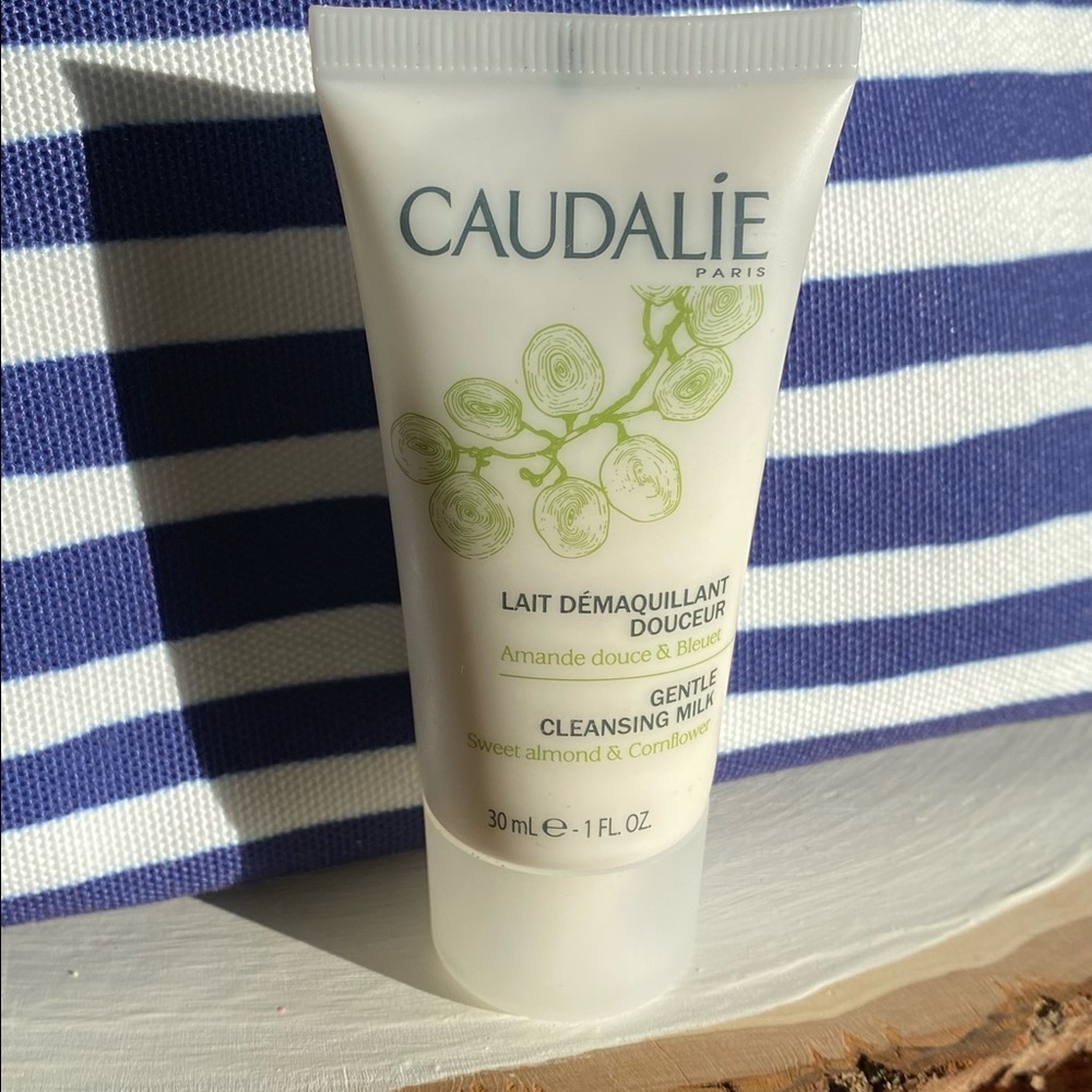🔥5/$25🔥Caudalie Gentle Cleansing Milk - Sweet Almond & Cornflower